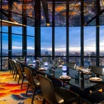 Hensin Resto menawarkan suasana mewah dengan desain interior elegan, pemandangan kota yang menakjubkan, dan pengalaman kuliner yang istimewa, menciptakan tempat sempurna untuk acara spesial