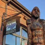 patung Bigfoot International Cryptozoology Museum Portland Maine Amerika Serikat museum makhluk misterius