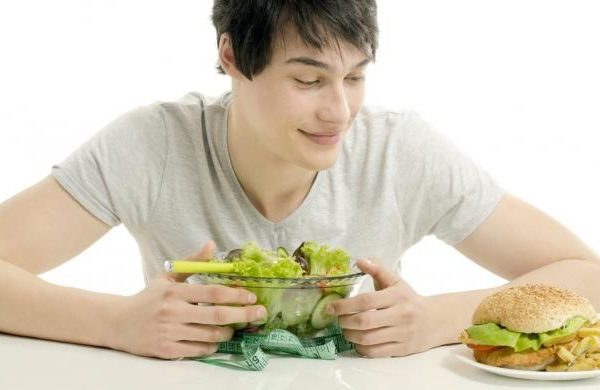 Ilustrasi diet cepat dengan defisit kalori melalui pola makan sehat